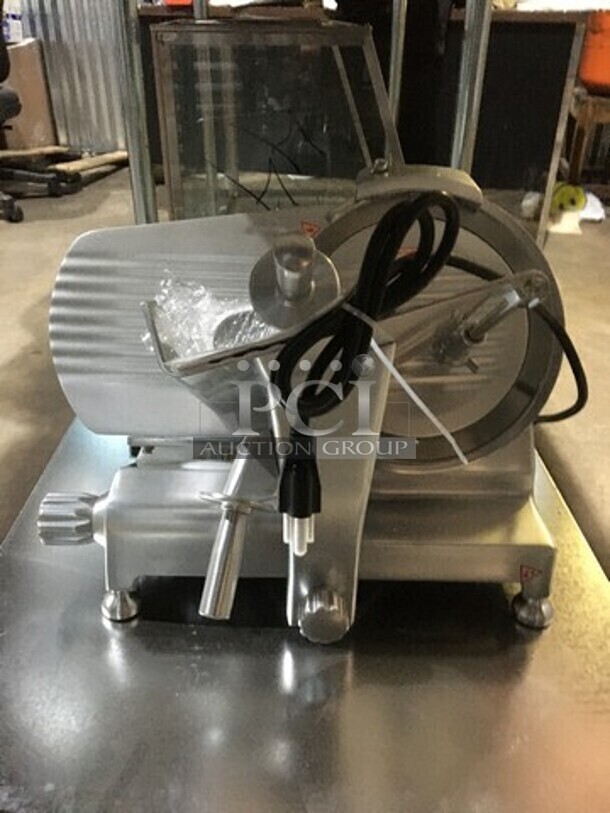 NEW In Box! Late Model 2024! USR Commercial Countertop 10 Inch Blade Deli Meat Slicer! 115V 1 Phase! Model: HBS-250L! - Image 3 of 7