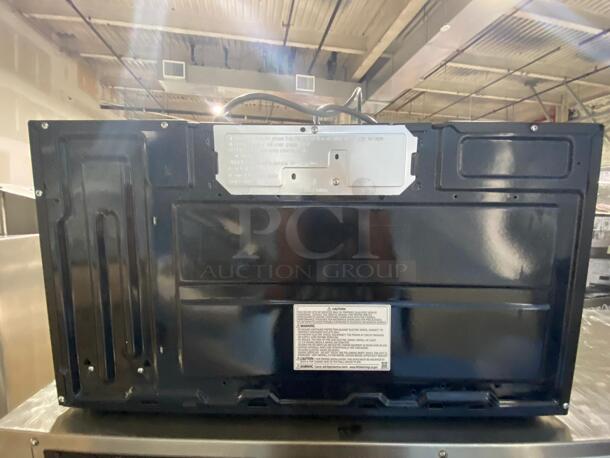 Brand New Samsung Scratch & Dent Microwave  - Image 5 of 6