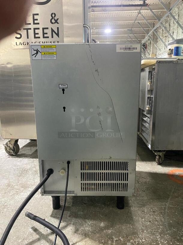 Coldline ICE120 20″ Air Cooled 120 lb. Capacity Cube Shape Ice Machine

 - Image 5 of 6