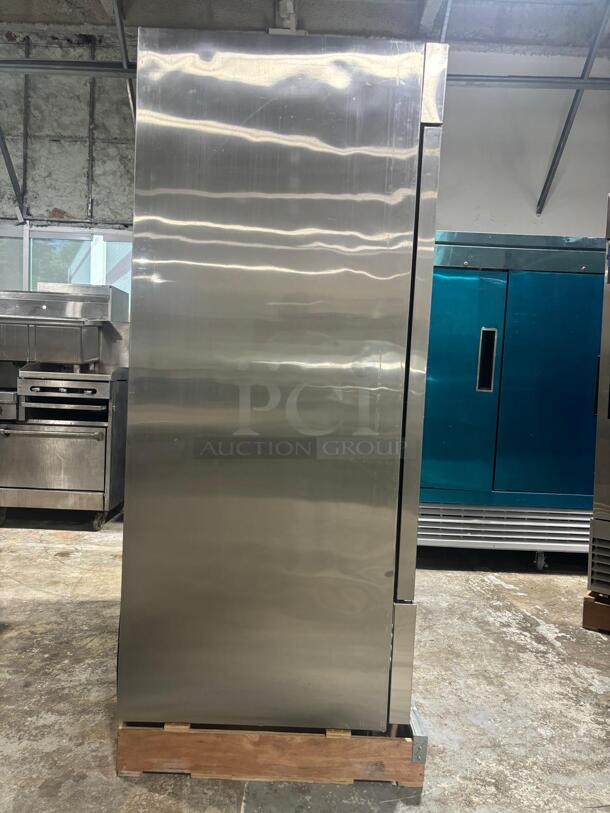 Brand New Scratch & Dent Dukers D55R 55" 2-Door Commercial Reach-In Refrigerator in Stainless Steel
 - Image 3 of 5