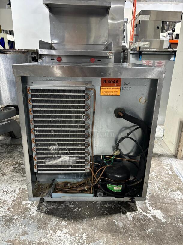 DELFIELD 406P-STAR4 UNDERCOUNTER REFRIGERATOR COOLER WITH REMOVABLE RACK
 - Image 3 of 6