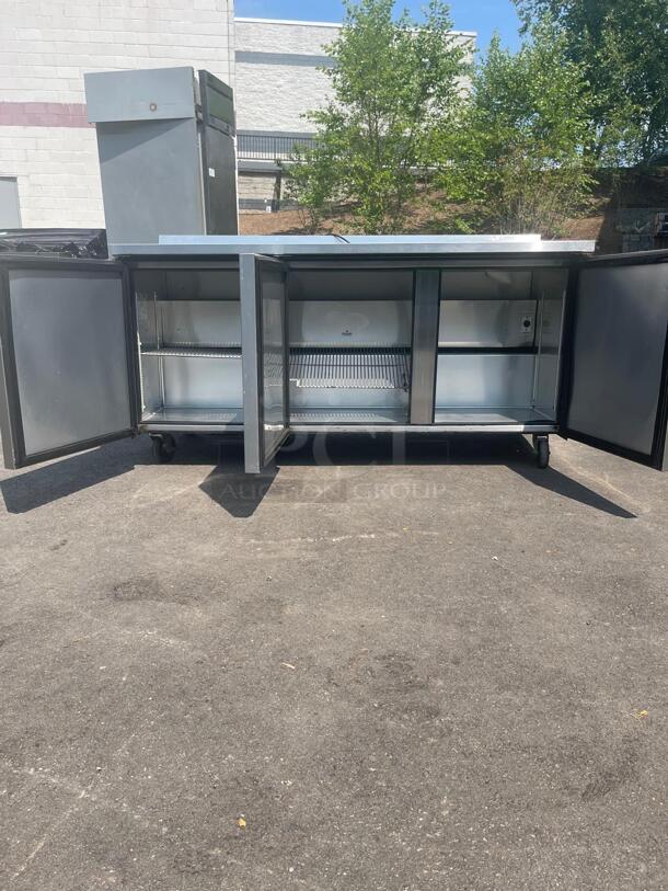 True TWT-72-HC~SPEC3 ADA 72" Worktop Refrigerator w/ (3) Sections & (3) Doors, 115v
 - Image 3 of 6