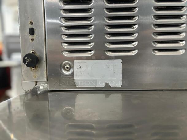 Moffat Turbofan Single Deck Full Size Electric Touch Screen Convection Oven with Steam Injection - 208V, 1 Phase, 5.6 kW


 - Image 3 of 6