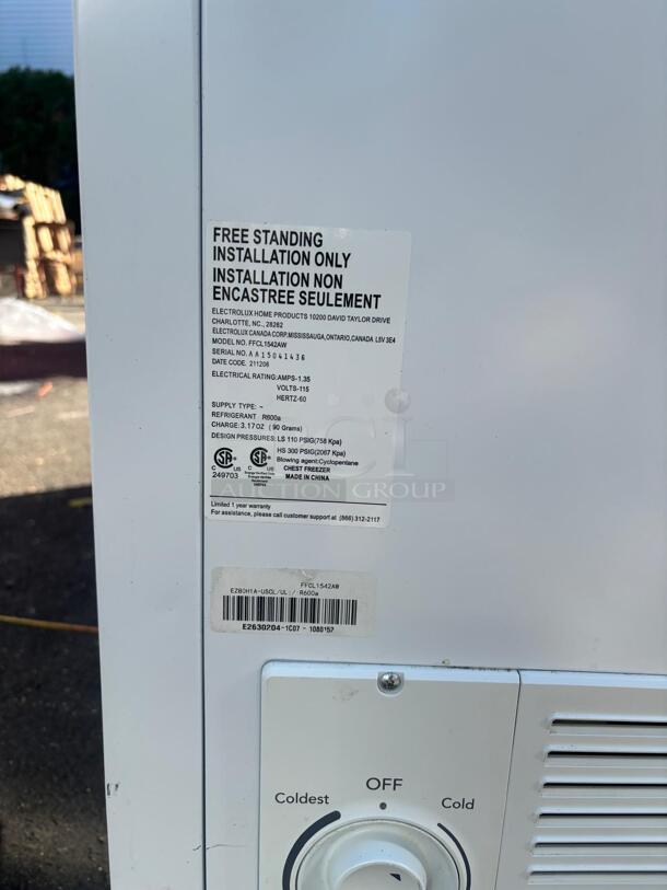 15 Cu. Ft. Chest Deep Freezer FFCL1542AW
 - Image 6 of 6
