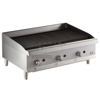 BRAND NEW SCRATCH & DENT! Cooking Performance Group CL-CPG-36-NL 36" Gas Countertop Lava Briquette Charbroiler - 120,000 BTU