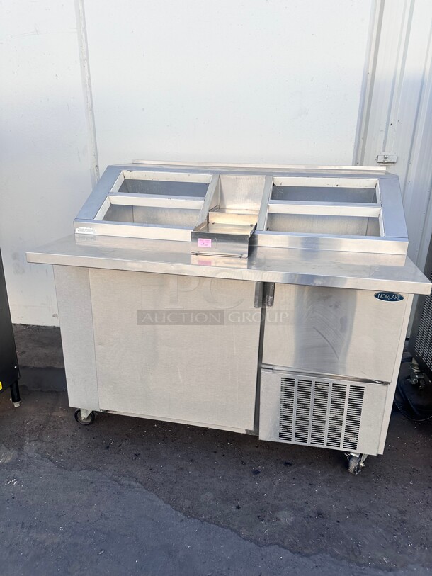 Nor-Lake ZF122SMS/0-2 54" Ice Cream Topping Cabinet, w/ 16 Openings 115 Volt Working - Image 4 of 9