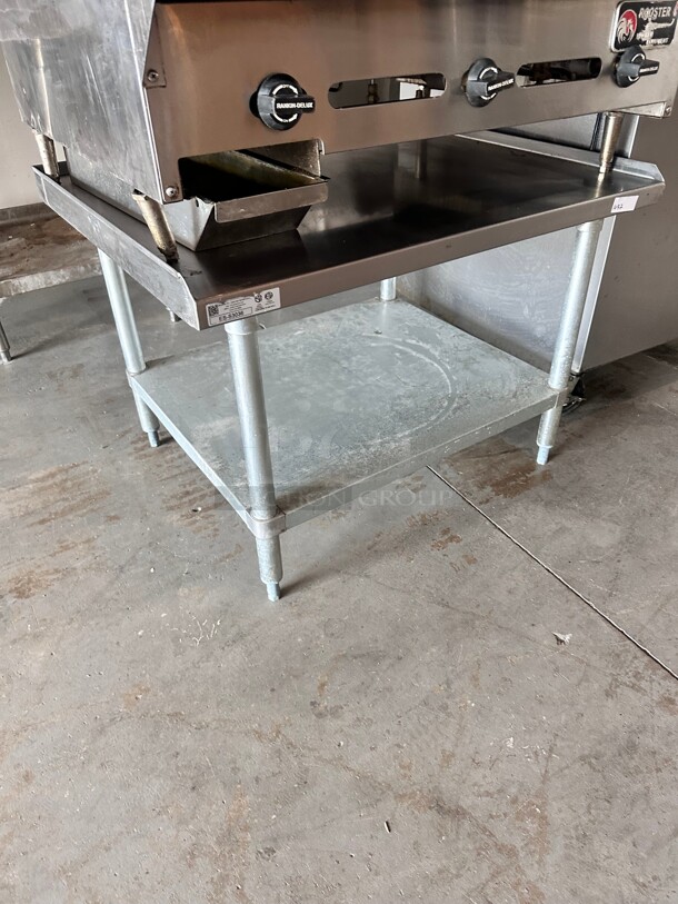 Clean Universal ES-S3036 30 x 36 inch Stainless Steel Equipment Stand 16-Gauge with Galvanized Undershelf - Image 3 of 6