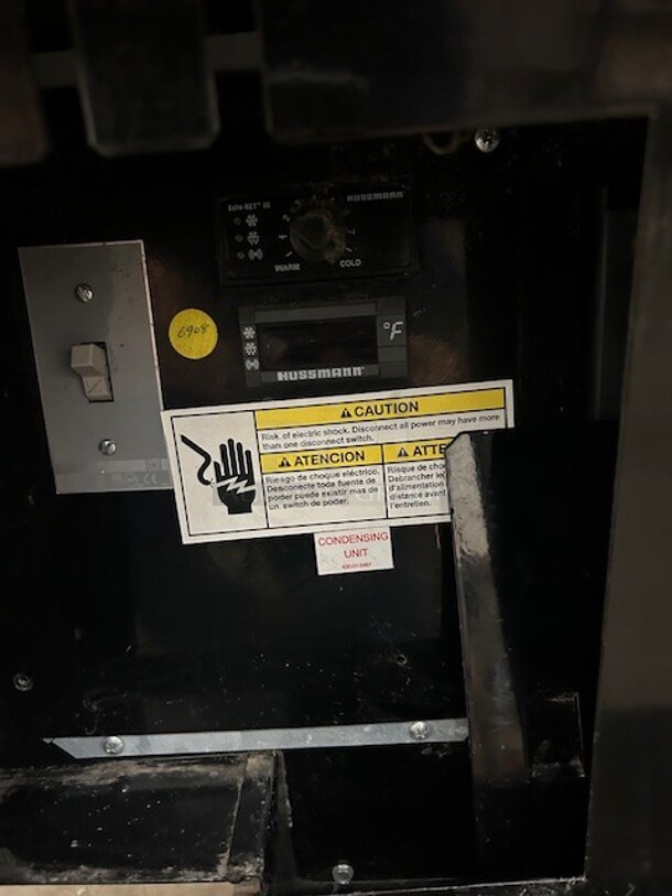 Hussmann Q3-SSM-4S Open Refrigerated Display Merchandiser 120/220 Volt Working - Image 6 of 10