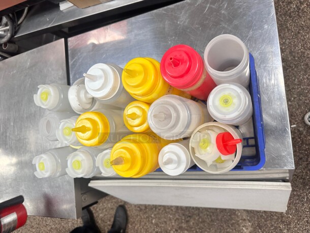 One Lot Of Kitchen Plastic Squeeze Bottles - Image 2 of 7