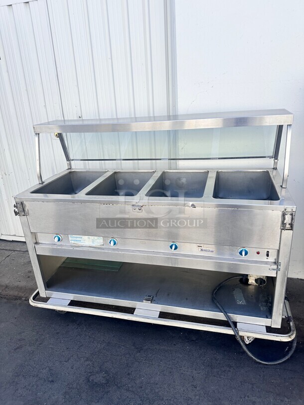 Excellent Condition Duke E304SW Electric 4 Compartment Hot Food Table With Sneeze Guard 220 Volt Tested and Working - Image 4 of 8