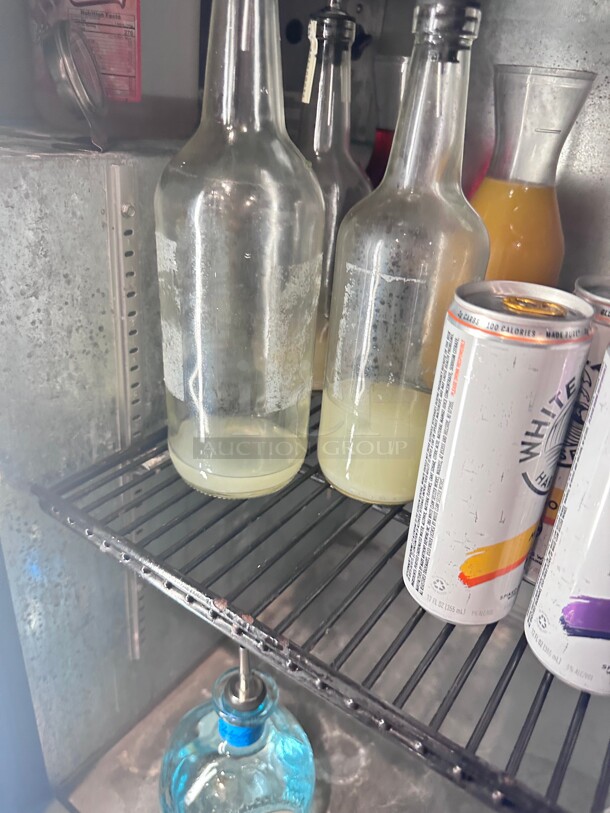 True TBB-24GAL-60G-S-HC-LD 60" Bar Refrigerator - 2 Swinging Glass Doors, Stainless, 115v Working - Image 5 of 6