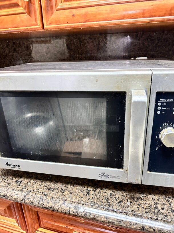 Amana RMS10DS 1000w Commercial Microwave w/ Dial Control, 120v Working  - Image 3 of 7