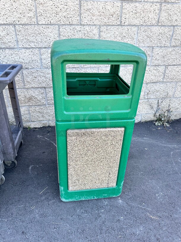 Commercial Street Green Large Trash Container - Image 4 of 6