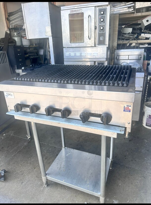 Excellent Stratus 36 inch Radiant Char Broiler Grill Gas SRB-36  - Image 4 of 8