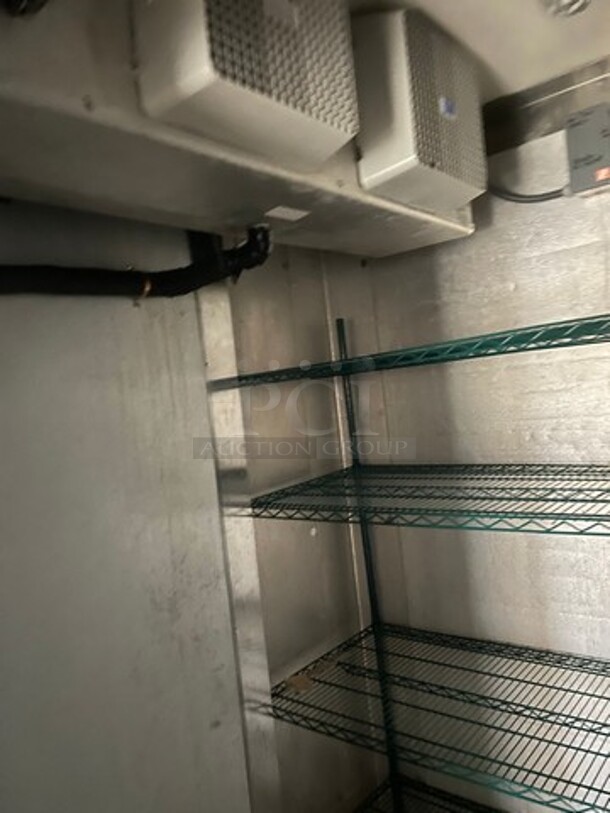 NICE! Kolpak Commercial Walk In Cooler And Freezer Combo Unit! Cooler Has NO FLOOR, Freezer WITH FLOOR! With Blower! NO COMPRESSOR! METRO RACKS NOT INCLUDED! Box Size 7' By 13'.5 By 8'! - Image 5 of 11