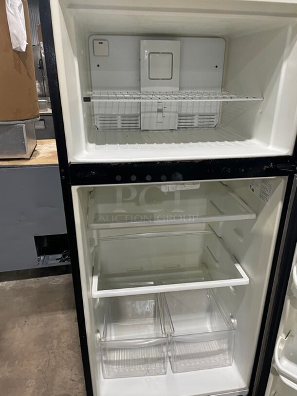 Frigidaire Stainless Steel Refrigerator/Freezer Combo! With Racks & Shelves! 115V 1 Phase! Model: FFTR18D2QS3 SN: BA54213629! - Image 6 of 9