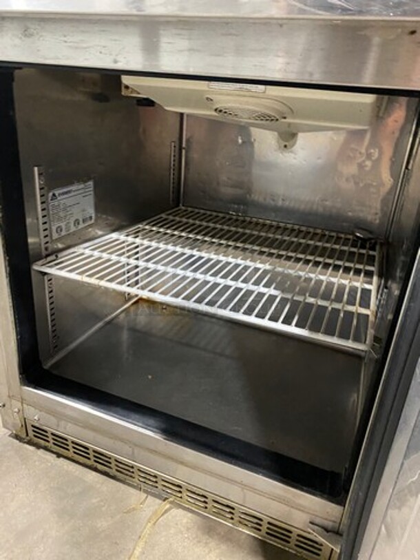 Everest Commercial Single Door Lowboy/ Worktop Cooler! All Stainless Steel! Model: ETBR1 SN: BTBR112100008 115V 60HZ 1 Phase - Image 5 of 8