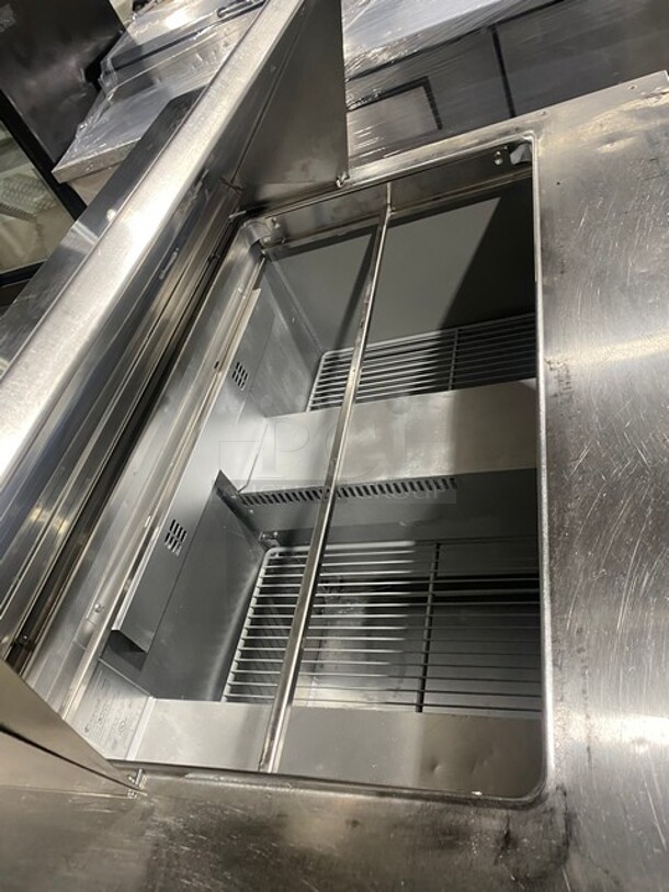 Randell Commercial Refrigerated Mega Top Sandwich Prep Table! With 2 Door Underneath Storage! All Stainless Steel! On Casters! MODEL 9030k-513 SN: W17942791 115V 1PH - Image 5 of 8
