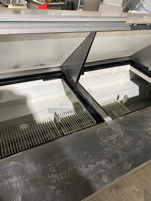True Commercial Refrigerated Sandwich Prep Table! With Overhead Shelf! With 3 Door Storage Space Underneath! All Stainless Steel! On Casters! Model: TSSU7224MBST SN: 6626819 115V 60HZ 1 Phase - Image 6 of 11
