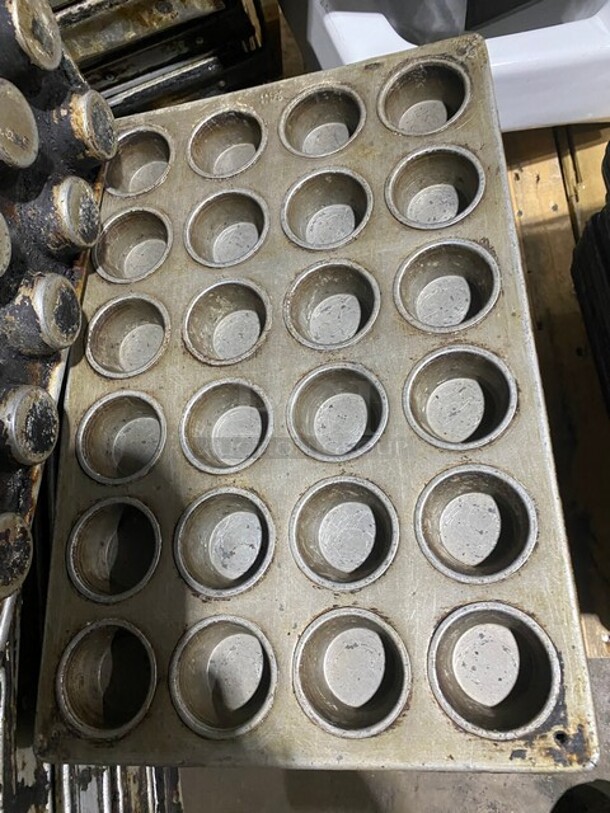 Metal 24 Cup Cupcake/Muffin Baking Pan! 23x Your Bid! - Image 2 of 3