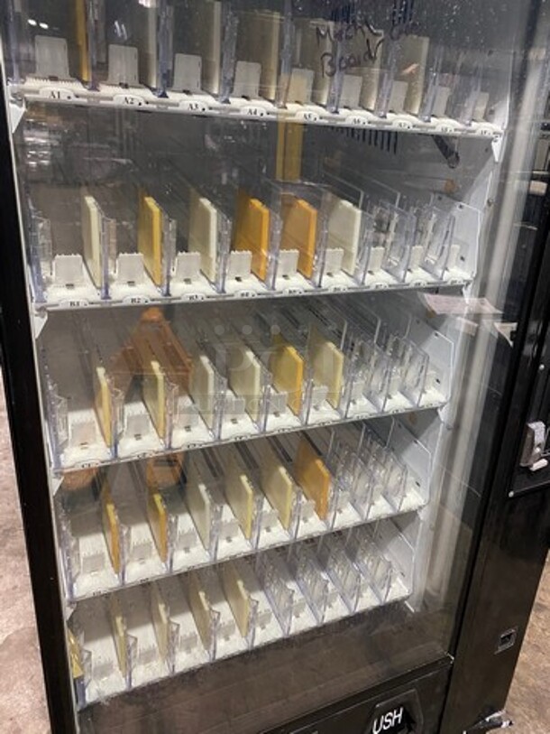 Dixie Narco Commercial Drink Vending Machine! With Bill And Coin Acceptor! Model: DN5591 SN: 82820065 120V 60HZ 1 Phase - Image 6 of 11