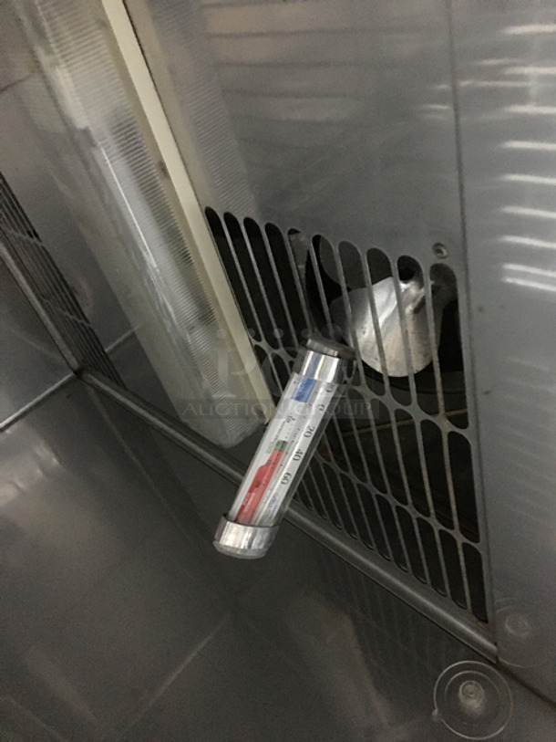 Franklin Commercial Single Door Reach In Refrigerator! With Poly Coated Racks! Solid Stainless Steel! On Casters! Model: FCR23 115V 60HZ - Image 6 of 8