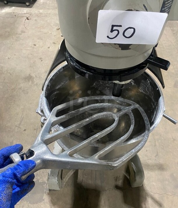 Globe Metal Commercial Floor Style 30 Quart Planetary Dough Mixer w/ Stainless Steel Mixing Bowl, Paddle! MODEL SP30 SN:73 115V  - Image 5 of 12