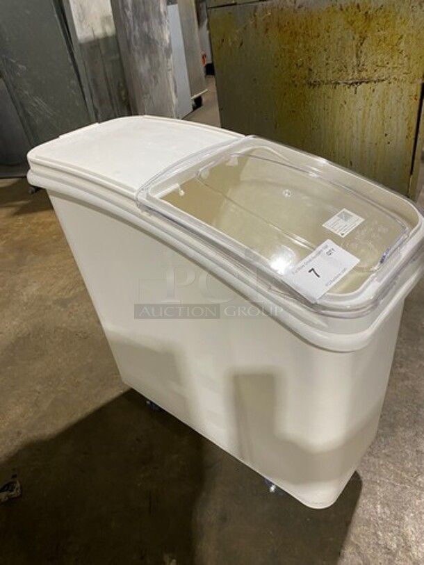 NEW! NEVER USED! Winco White Poly Ingredient Bin! With Clear Lid! On Casters! Model: IB21 - Image 2 of 8