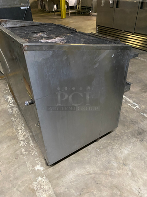 Magi Kitch'n Commercial Natural Gas Powered Char Broiler Grill! With Underneath Storage Space! With Back & Side Splashes! All Stainless Steel! On Casters! Model: FM648 SN: G11JD041755 - Image 3 of 8