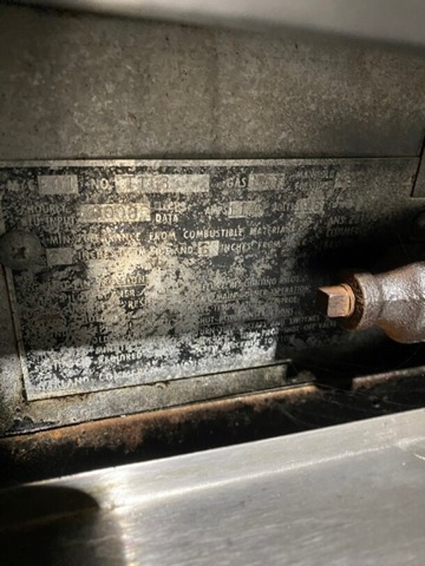 Garland Commercial Natural Gas Powered Double Deck Convection Oven! With View Through Doors! Metal Oven Racks! All Stainless Steel! On Casters! 2x Your Bid Makes One Unit! Model: TTG3 - Image 8 of 10