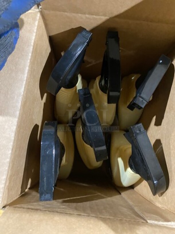 NEW! IN THE BOX! Micro Gold Dual Action Disinfectant And Antimicrobial Spray! 6 Bottles Per Box, 1 Box Per Item Number! - Image 3 of 6