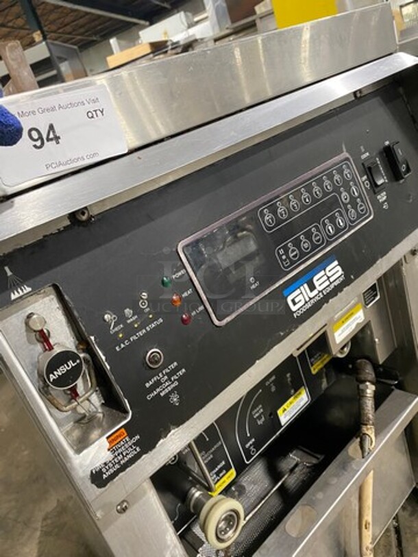 WOW! Giles Electric Powered Heavy Duty Open Fryer! With Automatic Lift And Basket! With Oil Filter System! Model: GEF400 SN: A909240817 208V 60HZ 3 Phase - Image 8 of 10