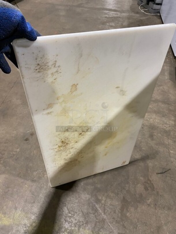 White Poly Cutting Board! - Image 2 of 3