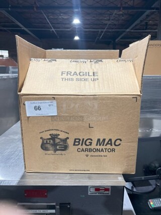 New In The Box! Big Mac Carbonator Tank! Model 41568 Serial ZMC6188383! 