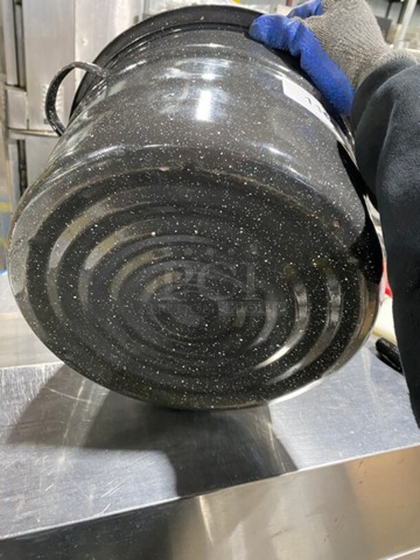 Stock Pot! With Lid! With Side Handles! - Image 5 of 5