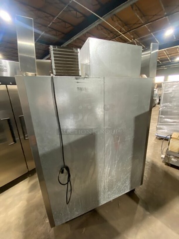 Norlake Commercial 2 Door Reach In Cooler! With Poly Coated Racks! All Stainless Steel! On Casters! WORKING WHEN REMOVED! Model: NR522SSS SN: 11090413 115V 60HZ 1 Phase - Image 4 of 9