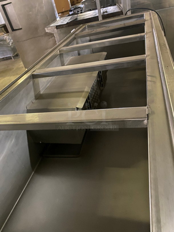 Atlas Metal Commercial 5 Bay Refrigerated Salad Bar/Cold Pan! With Sneeze Guard! With Tray Slide On Both Sides! Stainless Steel With Wooden Pattern Front! Model: WCMBT5 SN: 173995 115V 60 HZ 1 Phase - Image 4 of 8