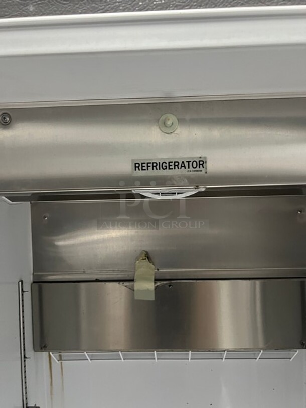 Kelvinator Commercial Single Door Reach In Cooler! Poly Coated Racks! All Stainless Steel! On Casters! Model: KCBM180RQYA SN:wa70302634 115V - Image 5 of 9