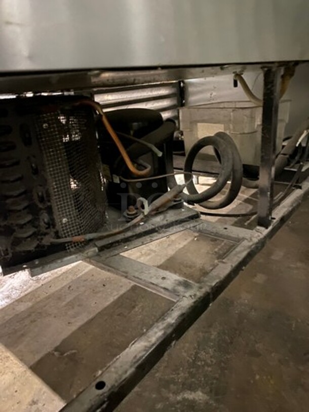 True Commercial 2 Door Cooler Merchandiser! With View Through Doors! Poly Drink Racks! All Stainless Steel! On Legs! Model: TSD47G SN: 14353538 115V 60HZ 1 Phase - Image 8 of 8