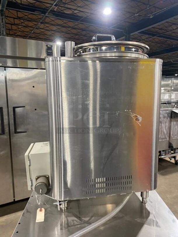 NEW! NEVER USED! Grindmaster Commercial Countertop Single Space Saver Coffee Urn! With Hot Water Line! Stainless Steel! On Small Legs! Model: 8116 - Image 3 of 9