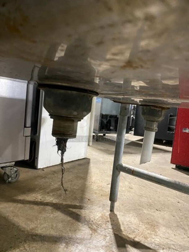 WOW ! SSP All Stainless Steel HEAVY GAGE Commercial 3 Compartment Dish Washing Sink! With Dual Side Drain Board! With Faucet And Handles! With Back Splash! All Stainless Steel! On Legs! - Image 10 of 12