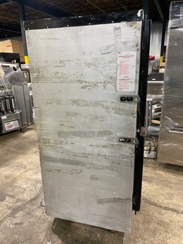 Metro Commercial Heated Holding Cabinet/ Food Warmer! All Stainless Steel! On Casters! Model: C199HM2000 120V - Image 4 of 6