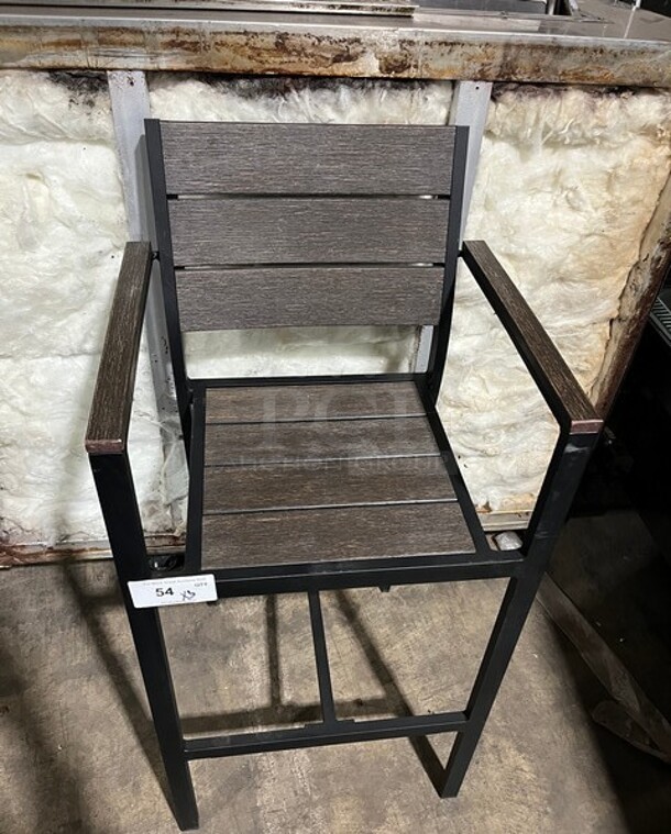 NICE! BRAND NEW! Havana Collection Outdoor Bar Stool! With Driftwood-Insipired Poly Lumber Slats! 3X Your Bid