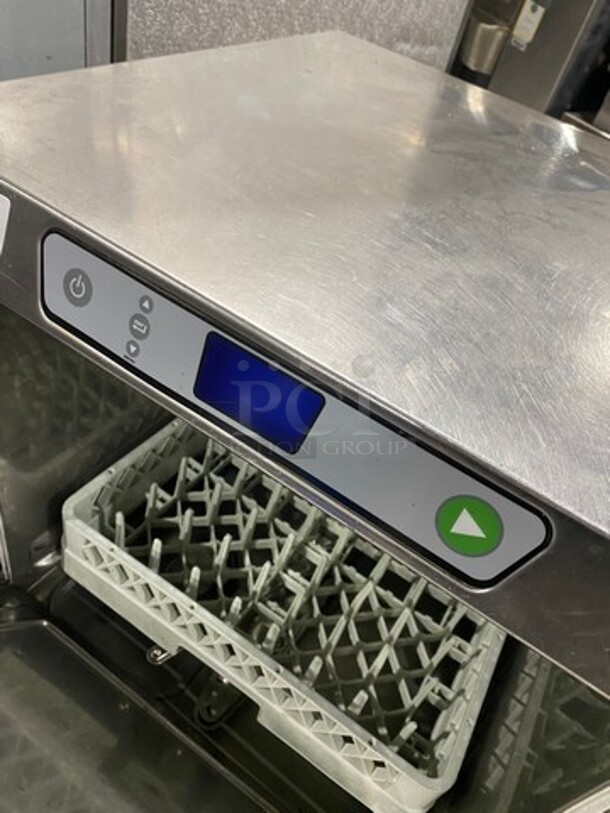 Hobart New Body Style Under The Counter Dishwasher! All Stainless Steel! Model: LXEC SN: 231178591 120V 60HZ 1 Phase - Image 7 of 9