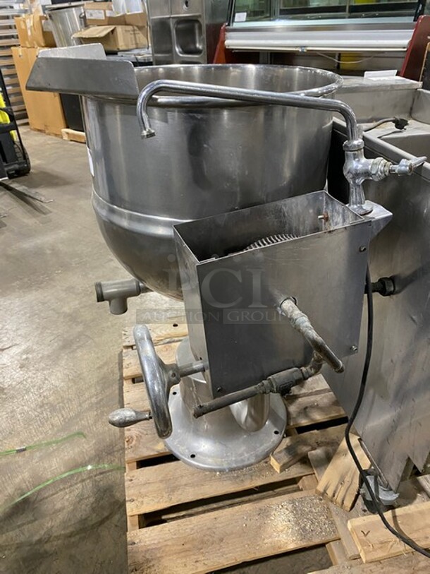 Groen Commercial Natural Gas Powered Soup Kettle! All Stainless Steel!  - Image 2 of 6