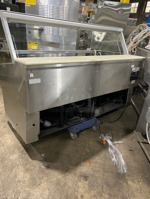 Federal Industries Commercial Refrigerated Deli Display Case! With Commercial Cutting Board! All Stainless Steel Body! Model: SQ6CB SN: 07103046630 120V 60HZ 1 Phase - Image 4 of 10