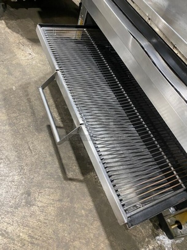 American Master Commercial Natural Gas Powered Countertop Flat Top Griddle And Cheese Melter Combo! With Back And Side Splashes! All Stainless Steel! - Image 6 of 9