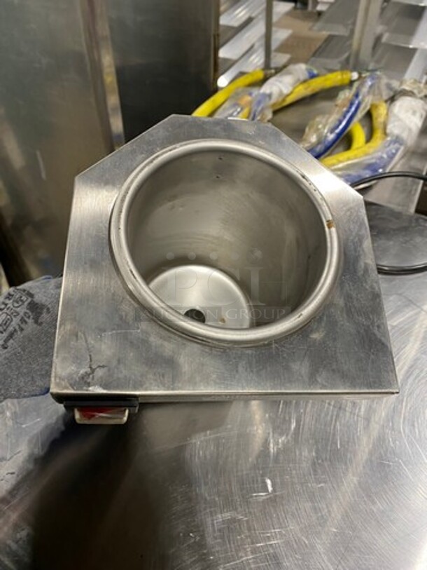 Wells Commercial Water Saver Heated Disher Well! Model: HDW2 SN: HDW20317A0010 120V - Image 2 of 6