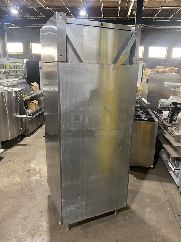 VICTORY Commercial Single Door Reach In Freezer! All Stainless Steel! Working When Removed! MODEL: FS-1D-S7-EW SN:A0741520 115V 1PH!
 - Image 3 of 8