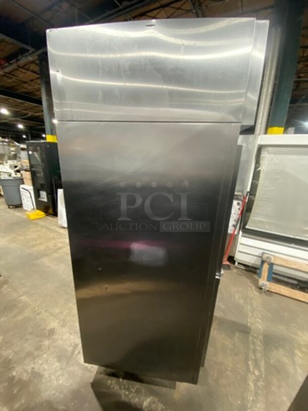 Victory Commercial Single Door Reach In Refrigerator! All Stainless Steel! On Legs!  - Image 4 of 8